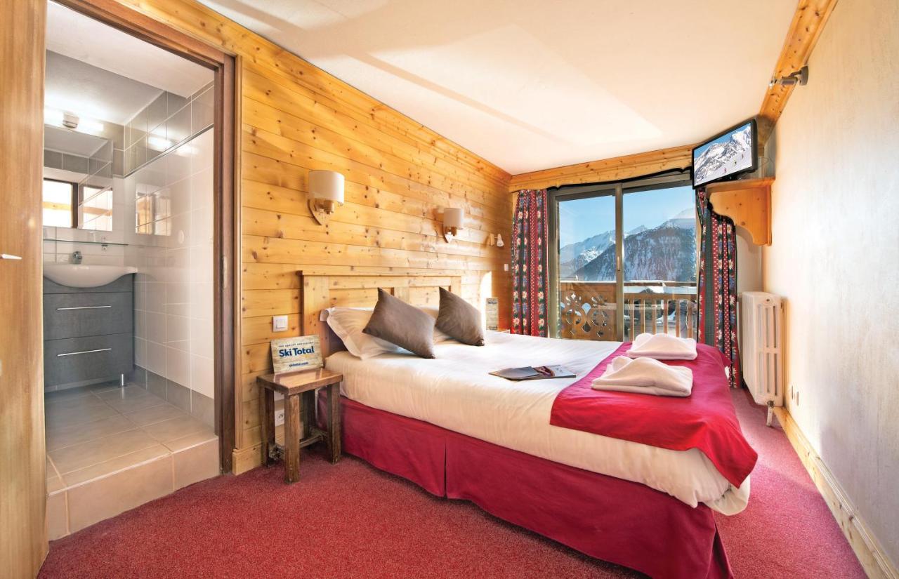 Coq De Bruyere Hotel Courchevel Exterior photo